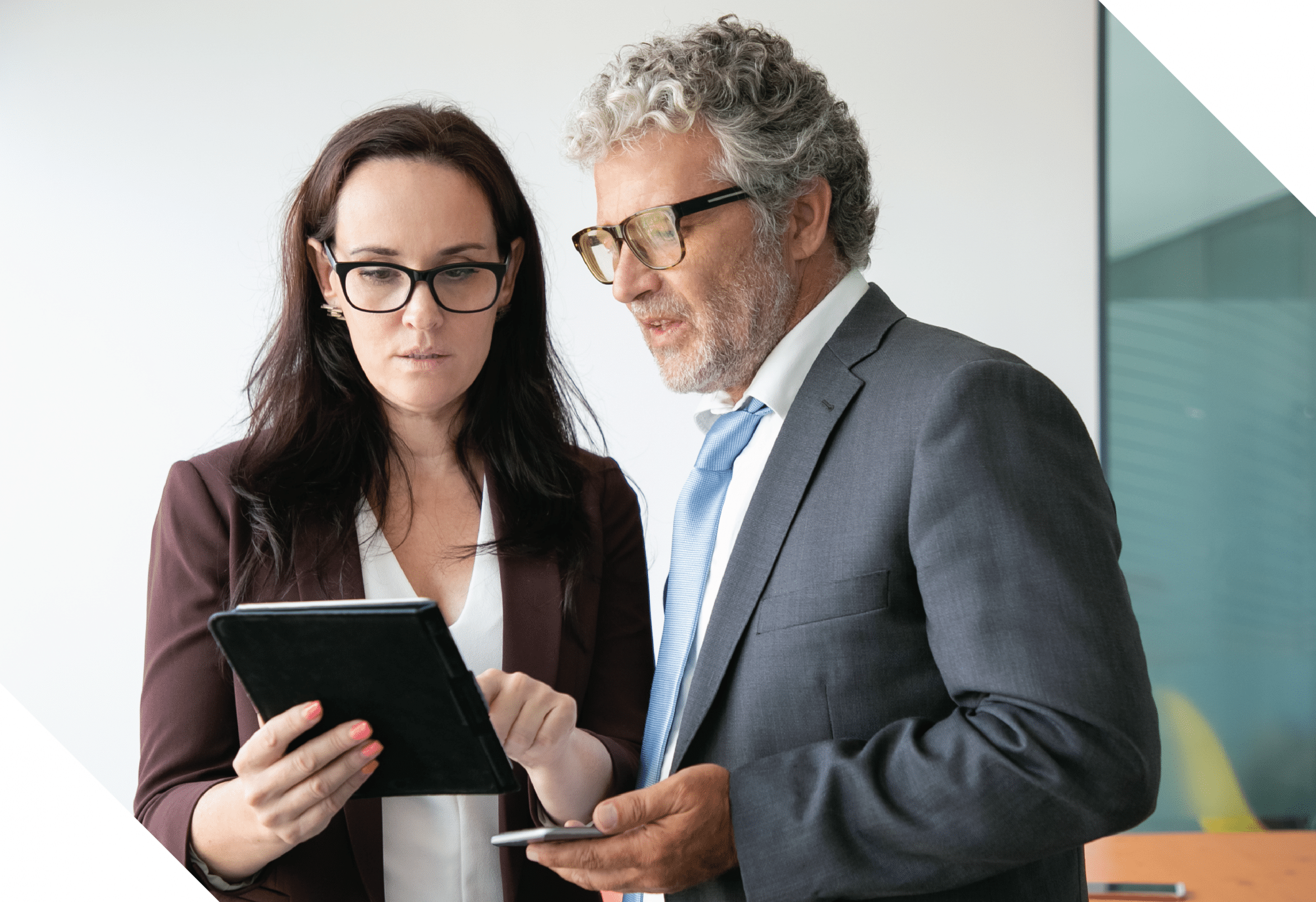 two business people - on Zirous and Snowflake AI data cloud page